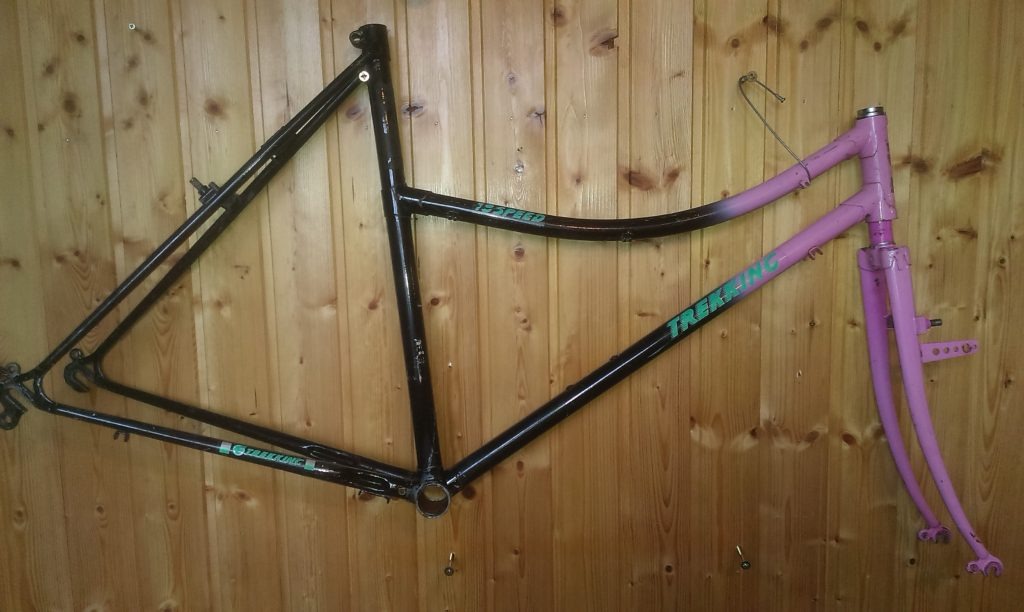 Rám Eska trekking 1991 54cm